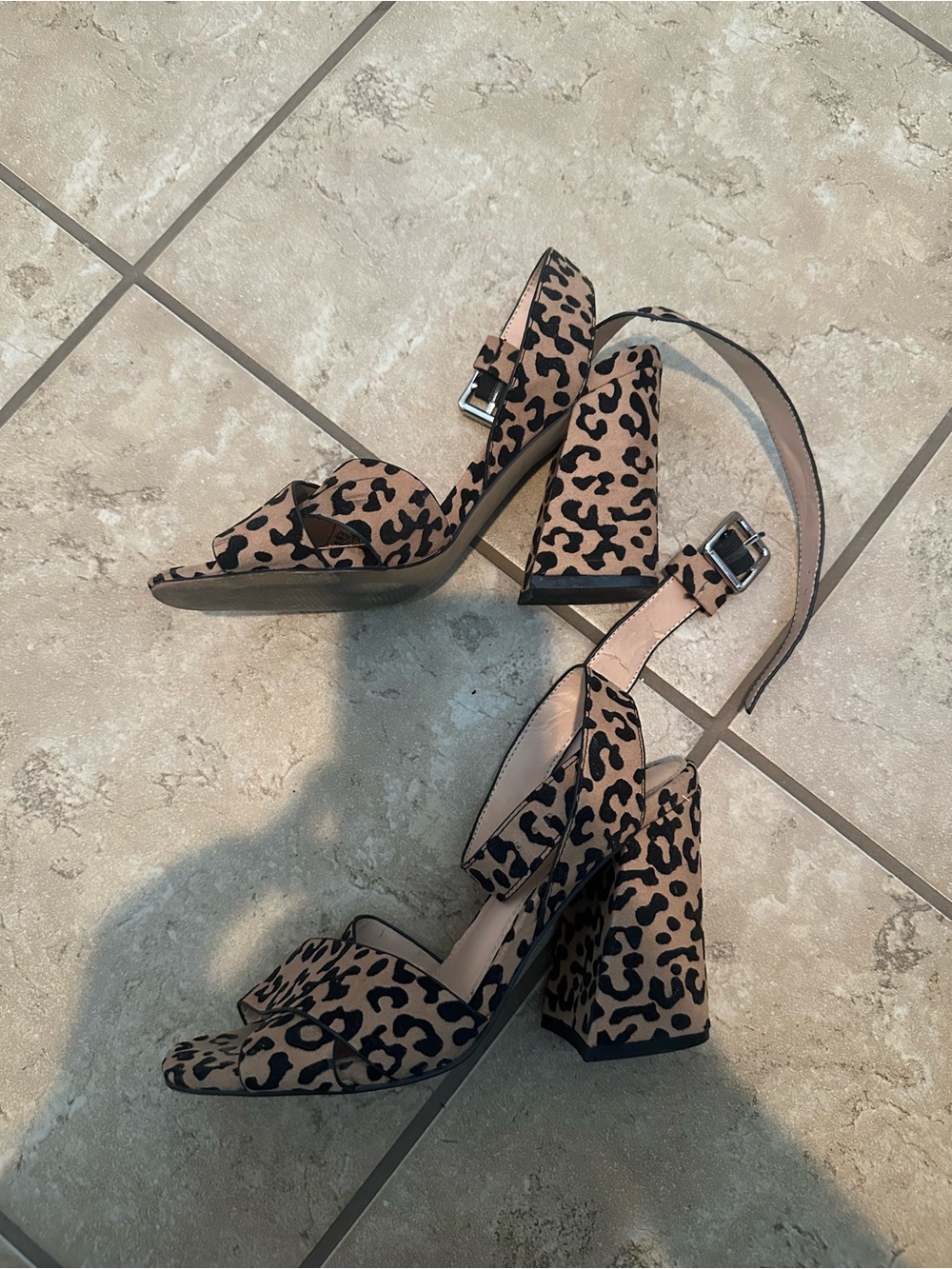 STEVE MADDEN LEOPARD HEELS